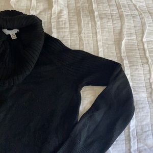 Black turtle neck top